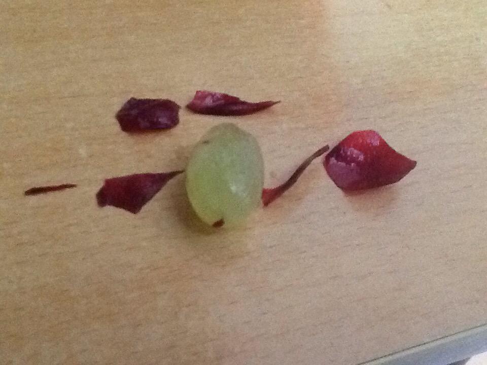 I peeled a grape