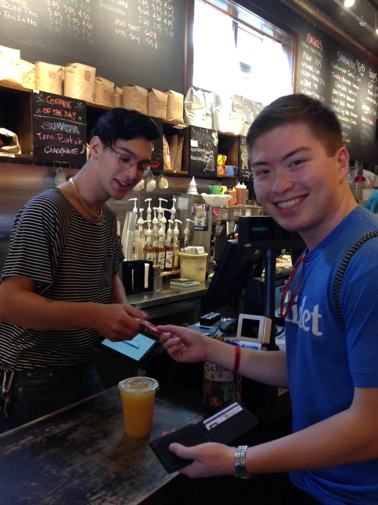 CabotCacti's tweet photo. Simon's Coffee Shop giving @CabotCafe a run for their money! @quadlifeharvard #quadded #squadded http://t.co/MF1nXco6uK