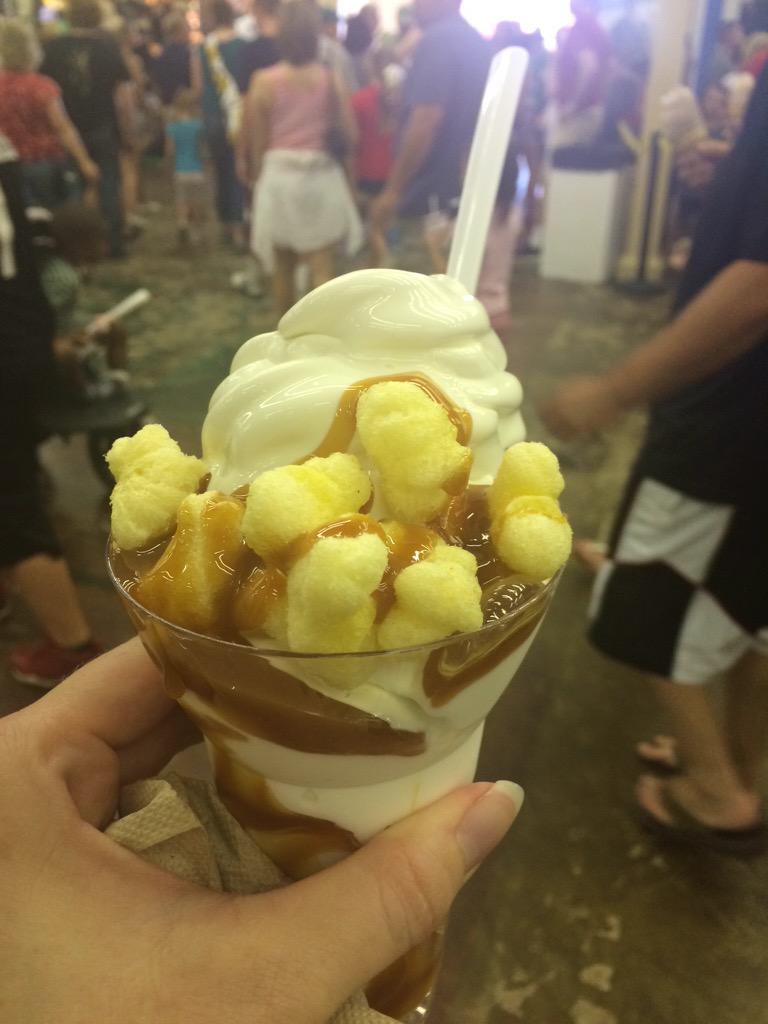 BroccoliStalker's tweet photo. Salted Caramel Puffcorn Sundae #havemercy http://t.co/6JI91h4bFT