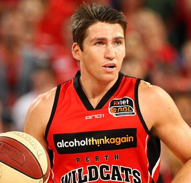 Happy 31st birthday to the one and only Damian Martin ! Congratulations 
