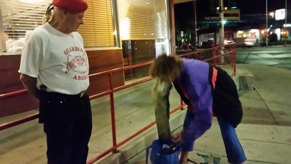 ModestoAngels's tweet image. Modesto Guardian Angels help the homeless