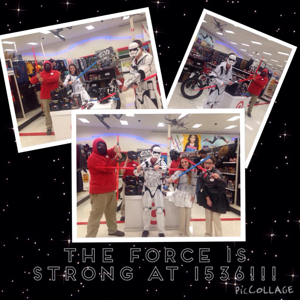 Robyn4Target's tweet image. Star Wars has taken over T-1536!!
#SharetheForce @Emily4TGT @FisherKendra @shsmith17 @Robert0928 @ConnieDroge