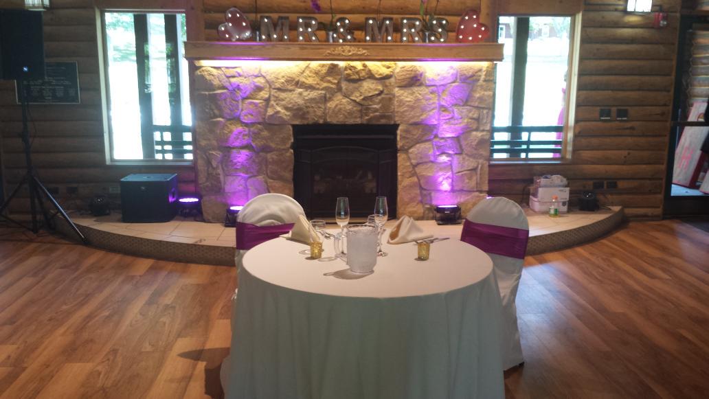 remoscatering's tweet photo. Congrats to Amanda &amp; Matt on their special day! 9-4-15 Mayernik Center http://t.co/LB2WKTTnYz