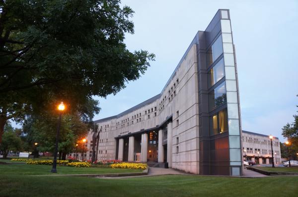 FindyourLLM's tweet image. Find out what #llmprograms are offered by @moritzlawllm here @FindyourLLM ow.ly/RMy7P #llmworld #lawschool