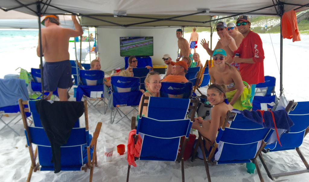 TailGrayton's tweet photo. Happy customers on #GameDay in #SouthWalton! Call @tailgrayton to book - 850.684.2181 http://t.co/CVQACOmA7R