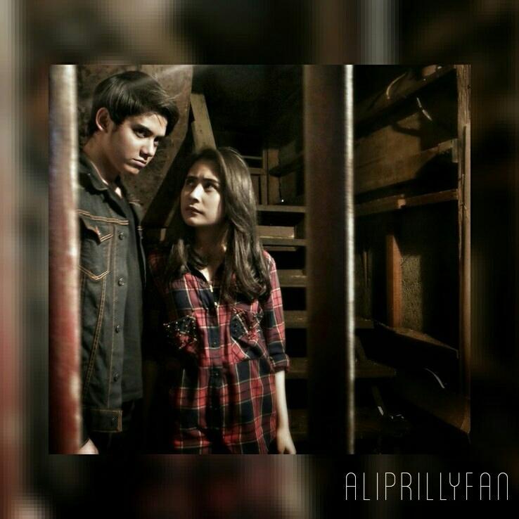 varida9_varida's tweet photo. #16BulanDIGOSISI #16BulanDIGOSISI @alysyarief @PrillyBie http://t.co/f8YOW75biK