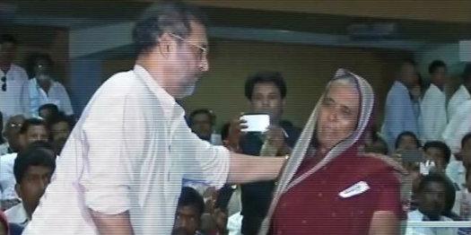 Ignoring drought-hit farmers could lead to a 'bloody revolution': Nana Patekar goo.gl/8LfXij