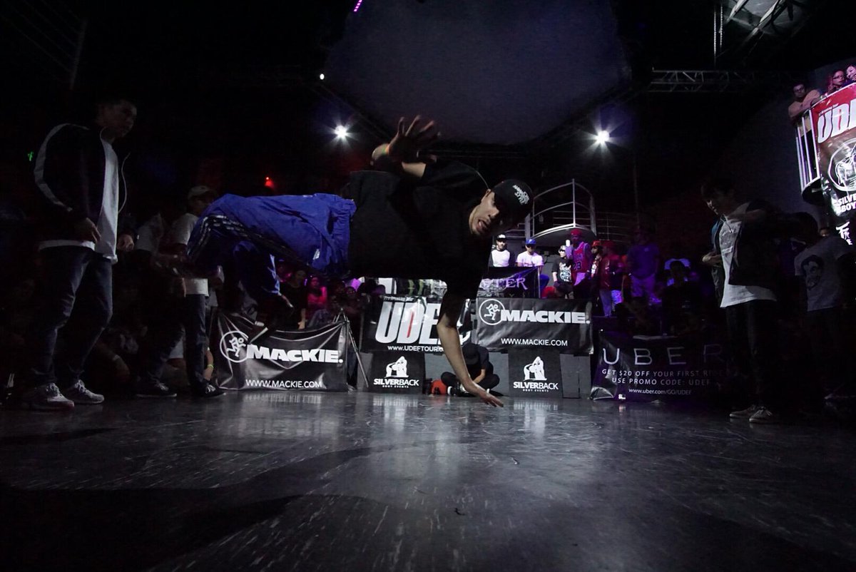 theCommuneGroup's tweet photo. 📷: @ionbackwards
Ooo 😮
#RR32 #renegaderockers #renegaderockers32ndanniversary #sf #breakdance #bboy #bgirl #bayarea http://t.co/OctmHt6Np0