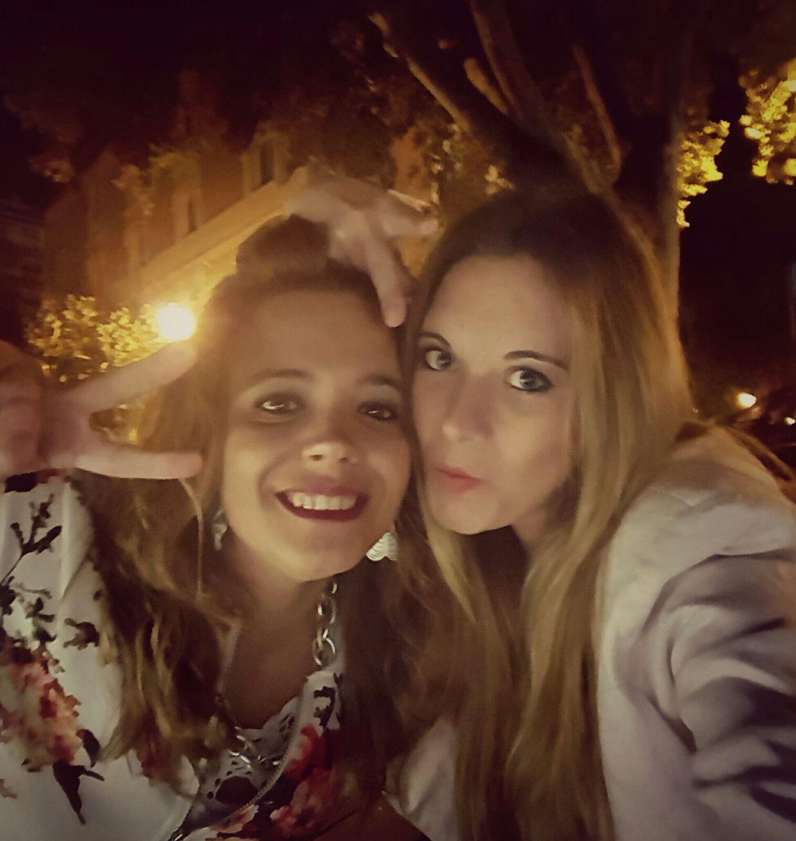 MiriRaikkonen's tweet photo. @taniavp6 hoy se petaaaa!!! #Cositass #PorFinReencuentro #Logroño http://t.co/pahdhHopEh