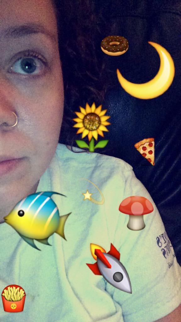 alyssaafisher's tweet photo. When you find your signature emojis....#milleniallyfe #seriousproblems http://t.co/VuEQZe1Rgv
