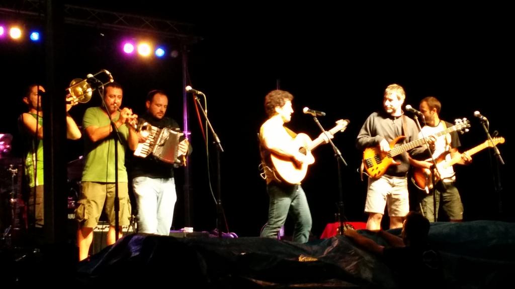 Avui hem estat amb <a href="/pepetimarieta/">Pepet i marieta</a> i a #Badalona @RevistaBenna