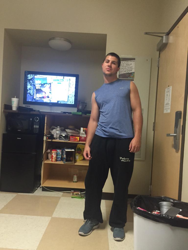 mikeANDaaron's tweet photo. "Guys am I frat AF yet?" http://t.co/EpTW6Jigtz