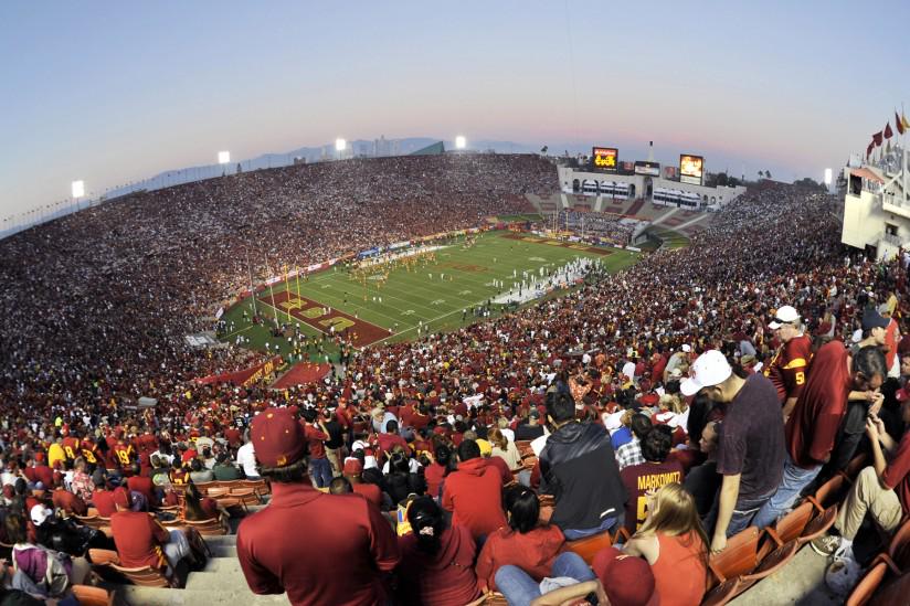 USC's tweet image. Coliseum sets sights on zero waste game days ow.ly/ROuyr
