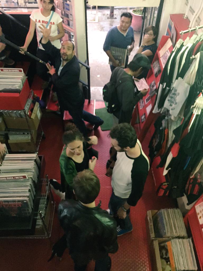 impala909's tweet photo. Feliz aniversario @LaRomaRecords #LRR3 http://t.co/SbuxAdjona