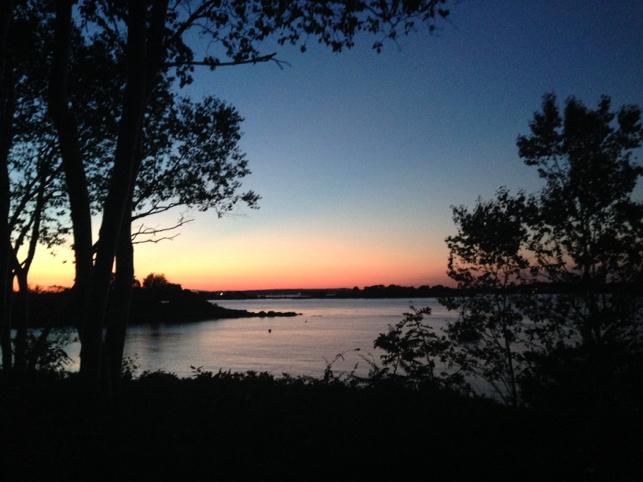 KimBlockMaine's tweet image. Tonight&apos;s island zen.  #maine #summerdontgo