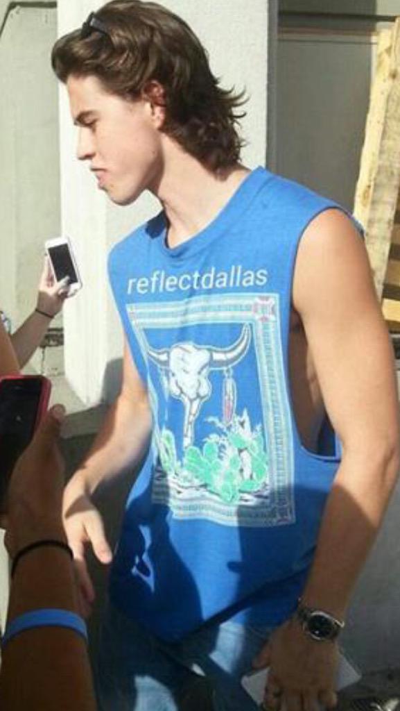 fruitypebbgrier's tweet image. Daily reminder NASH GRIER IS 17