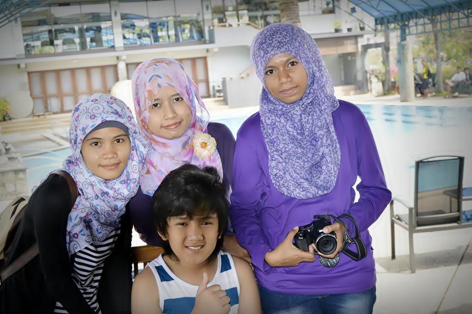 A Year Ago Today... :)
<a href="/difaryansyah/">DIFA</a> <a href="/Jiardif_Pro/">Jiardif Pro</a> <a href="/alfifadhila1/">alfi nur fadhila</a> <a href="/nuna_park/">n u n a</a> <a href="/Difamili_kudus/">Difamili Kudus</a>