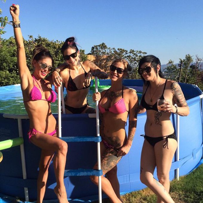 Happy babeorday, y'all @jessicajaymes @JoannaAngel @KleioValentien @the_small_hands http://t.co/dCzV<a class="tags" href="/tag/jessicajaymes">@jessicajaymes</a><a class="tags" href="/tag/joannaangel">@joannaangel</a><a href="/tag/tbt"class="tags"><span>#tbt</span></a><a href="/tag/awfulbangs"class="tags"><span>#awfulbangs</span></a><a href="/tag/upsthepunx"class="tags"><span>#upsthepunx</span></a>