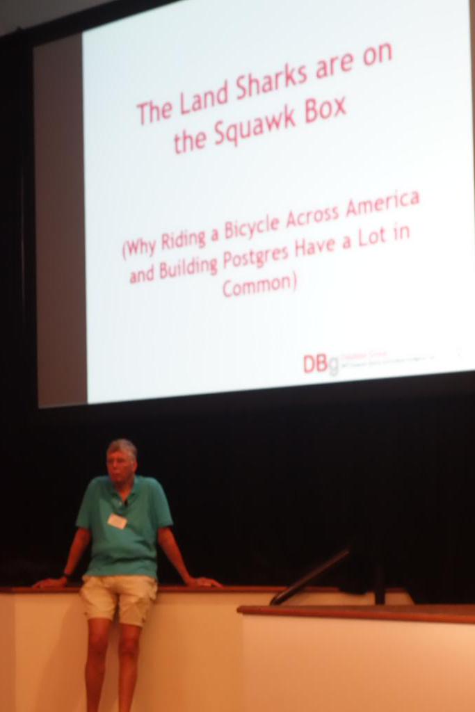 seemohan's tweet image. #Turing Award talk by database pioneer @MIT&apos;s Mike Stonebraker @  #VLDB2015 Hawaii 1Sep2015 @ISTC_BigData @MIT_CSAIL