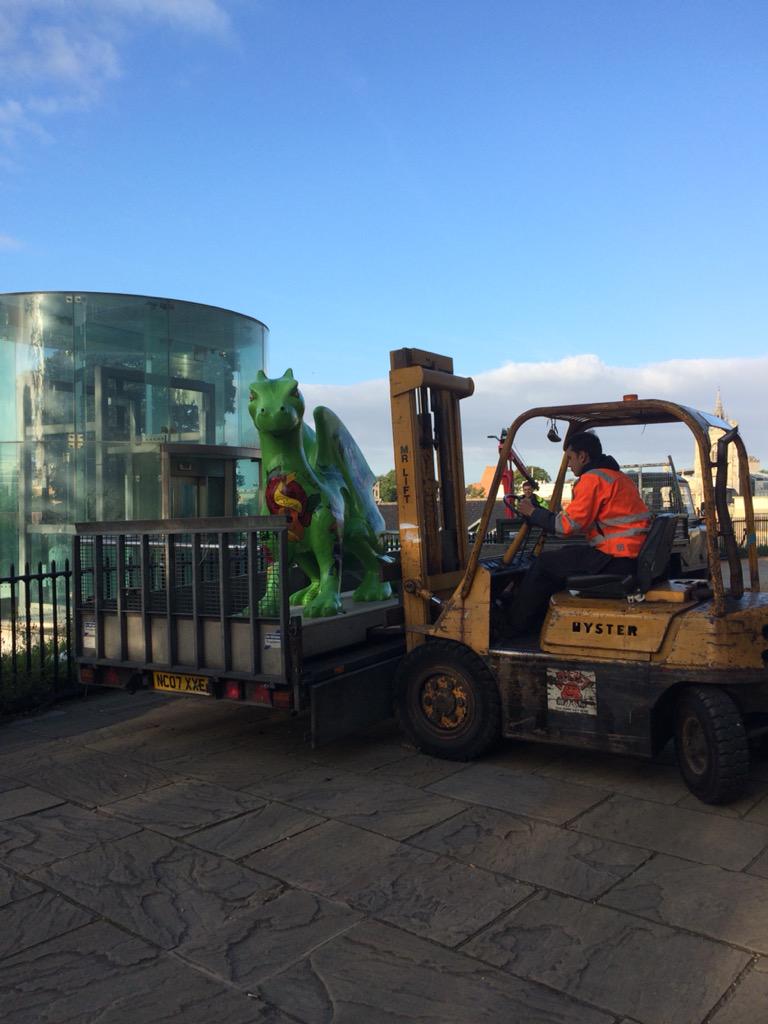 GoGo_Trails's tweet photo. Bye @GoGoDragonWGT #ggd15 http://t.co/3oecHjzyEc