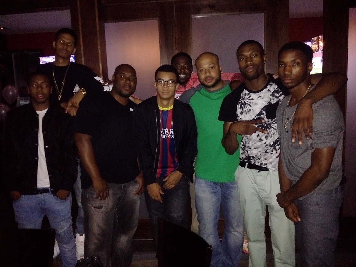 ShaneJames23's tweet photo. Squaaaaddd Uppp! Happy 21st Birthday @AGrant13 #2012Class @TripleBalance @Canada_Elite #Pioneers #Boyz2Men http://t.co/f0bT1EWa8d