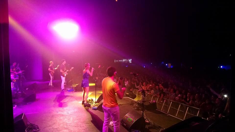 Powerplayshows's tweet photo. Explota #fiestaPLUS @LosBonnitos @MguerreroDj @ArenaMaipu @francopisi @diegopatane http://t.co/9dnr7C8M33