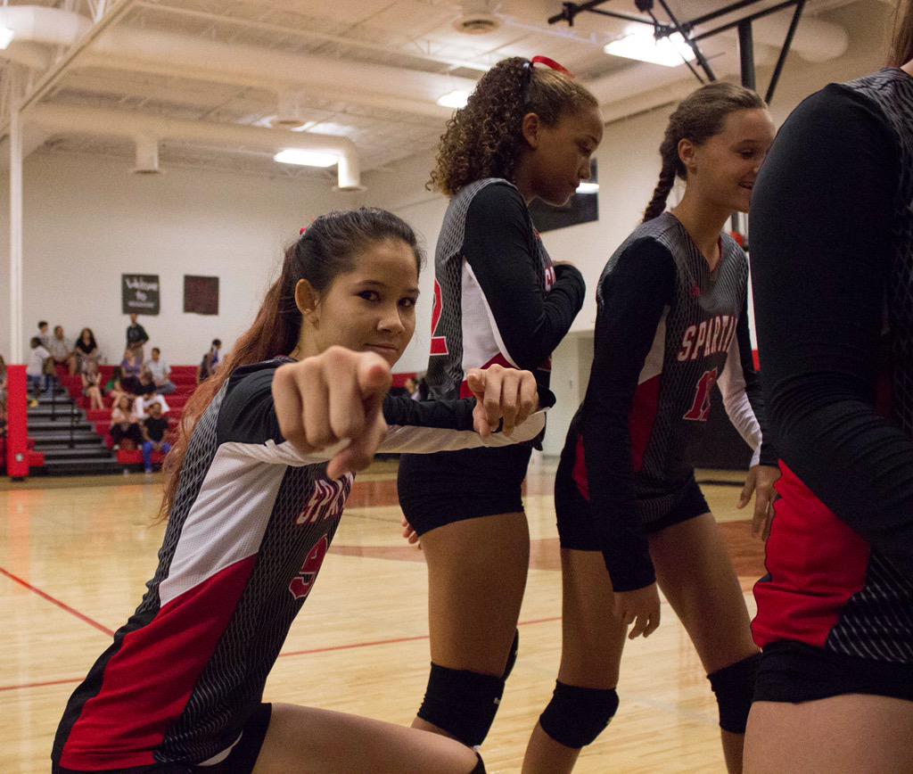 YearbookGec's tweet photo. Dropping that volleyball mixtape, one picture at a time http://t.co/B2qAp3P6er