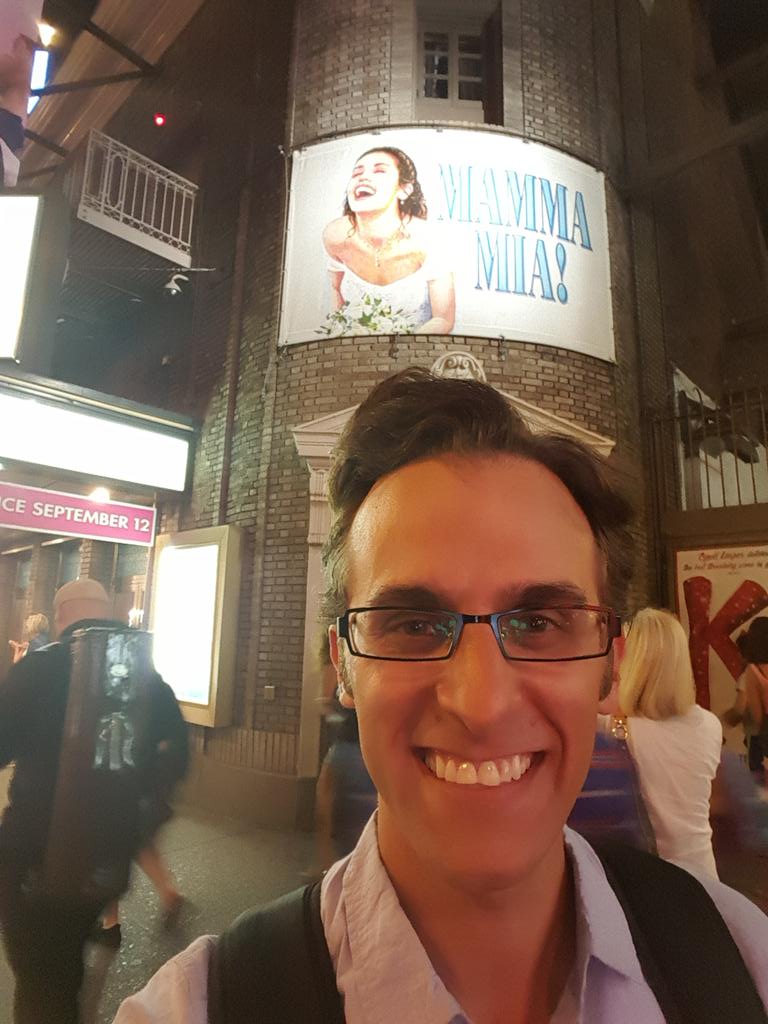 ChrisHMyers's tweet photo. What an amazing audience! A great show! An incredible night! @MammaMiaMusical #OurLastSummer #Broadway #7ShowsLeft http://t.co/1fWCvfwR44
