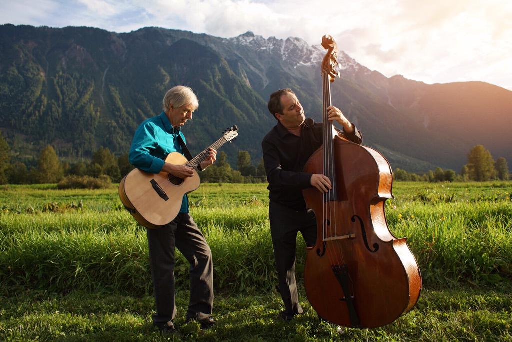 2 pic. Perfect end to a wonderful al fresco #AraxiLongtable dinner for 200 guests in the mountains. http://t.co/rV19cl7ZLb