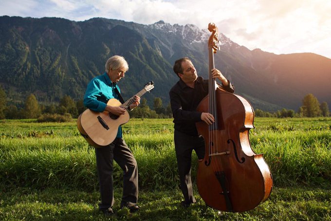Perfect end to a wonderful al fresco #AraxiLongtable dinner for 200 guests in the mountains. http://t<a href="/tag/araxilongtable"class="tags">#AraxiLongtable</a>