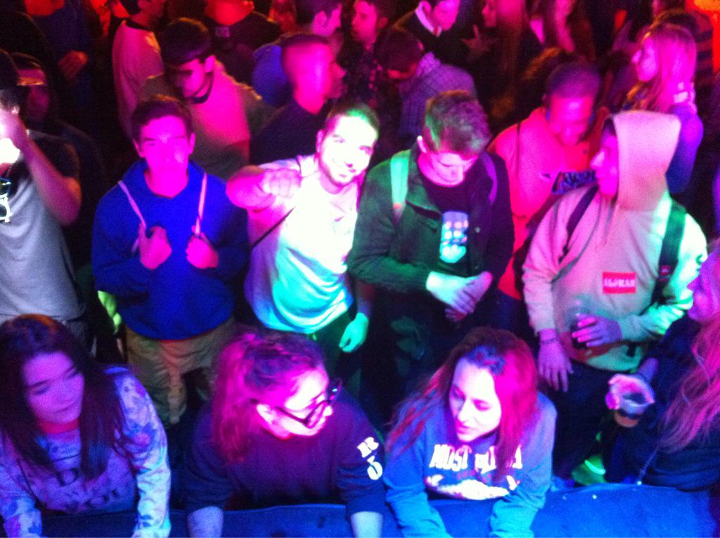 powerdancediscomovil tweet media