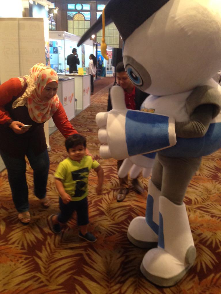 k3g2015's tweet image. Our mascot #robojoe #k3g2015