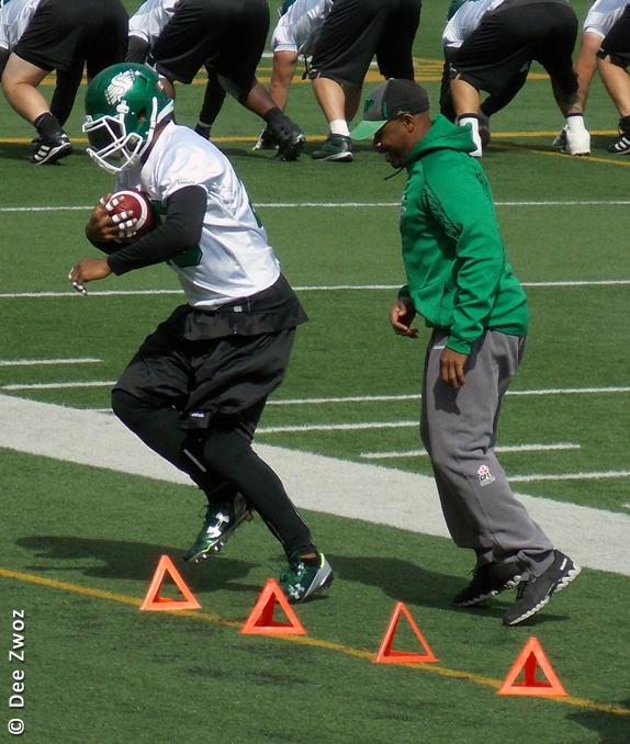 deezwoz's tweet photo. Good luck tomorrow guys! @nyce18 @paulwoldu @hollinstyree @Ant_Allen @R_Bagg6 #Marshay #RiderNation http://t.co/Fk8Lg7qR1I