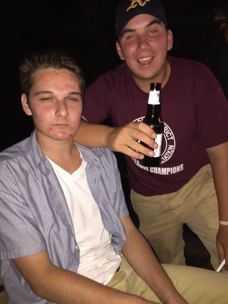 lucan_ball's tweet photo. @R_Nightingale12 and @bretttthodginss sign identical one year plus, 2 tins, one pack of cc's and a 24 of miller light http://t.co/L2bWAe5iV3