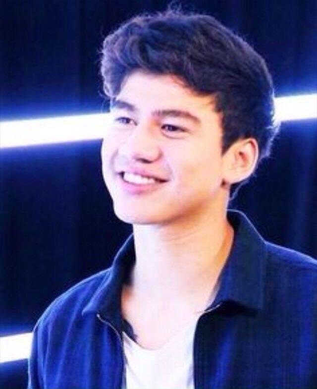 HemmingLilly's tweet photo. @Calum5SOS if this gets 100+ rt's will you make my day and follow me @Calum5SOS http://t.co/WI7uVSP6Sp