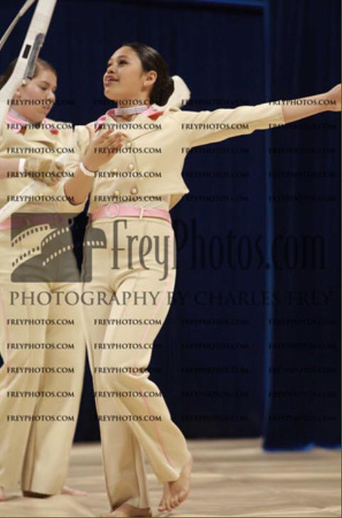 stephaneehee_'s tweet photo. Random tb to four years of winterguard 🎌🔪🔫 #asknot #lookaround #countbubba #sharksagogo http://t.co/4KwlpUXHQj