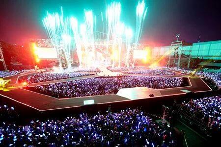 CHENUNION_INA's tweet photo. 150906 Stay tuned for Chenunionina throwback special one year ago #TLPIna apa yang paling dikangenin? ๐๐ http://t.co/DTQZ6b1O5N