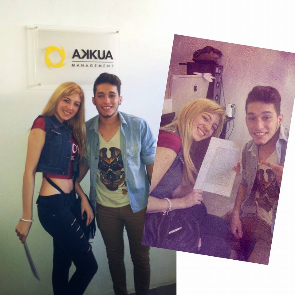 ValeTodoOficial's tweet photo. Nos vamos,pero los vamos a acompañar siempre,les deseamos lomejor a lasnuevas voces #AguanteValeTodo #Mica&amp;Tincho ♪ http://t.co/9e77iZrLXj