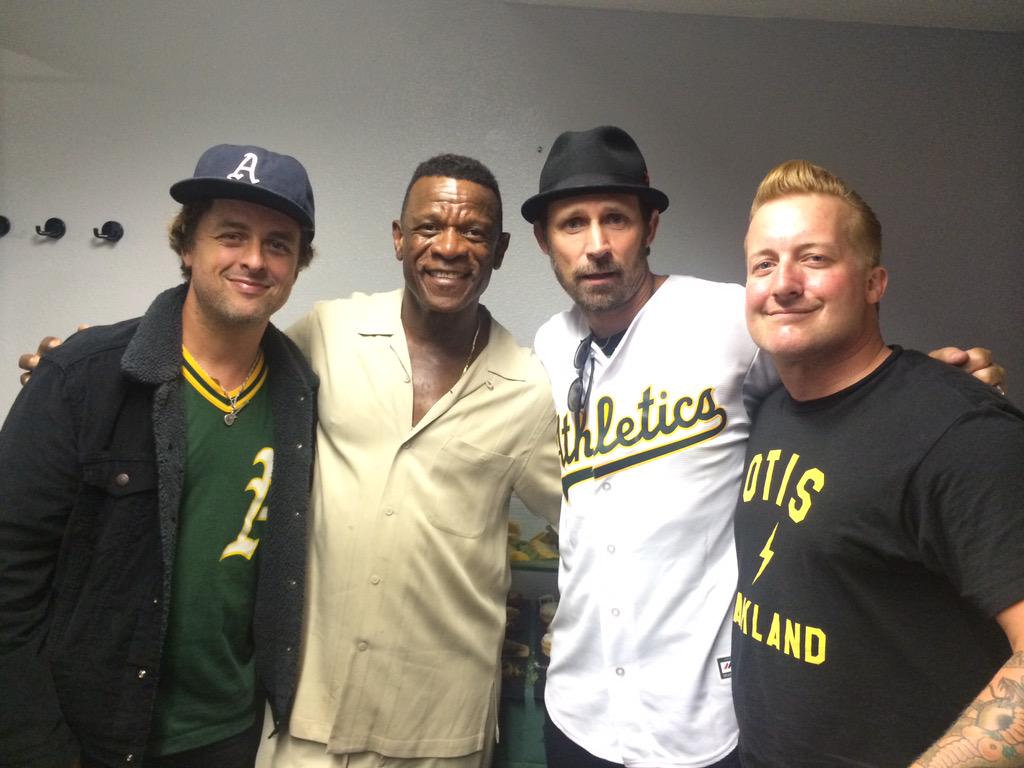 Athletics's tweet photo. Welcome to the club @GreenDay! The Hall of Fame club that is. #HOF http://t.co/Qf2PyZYtcS