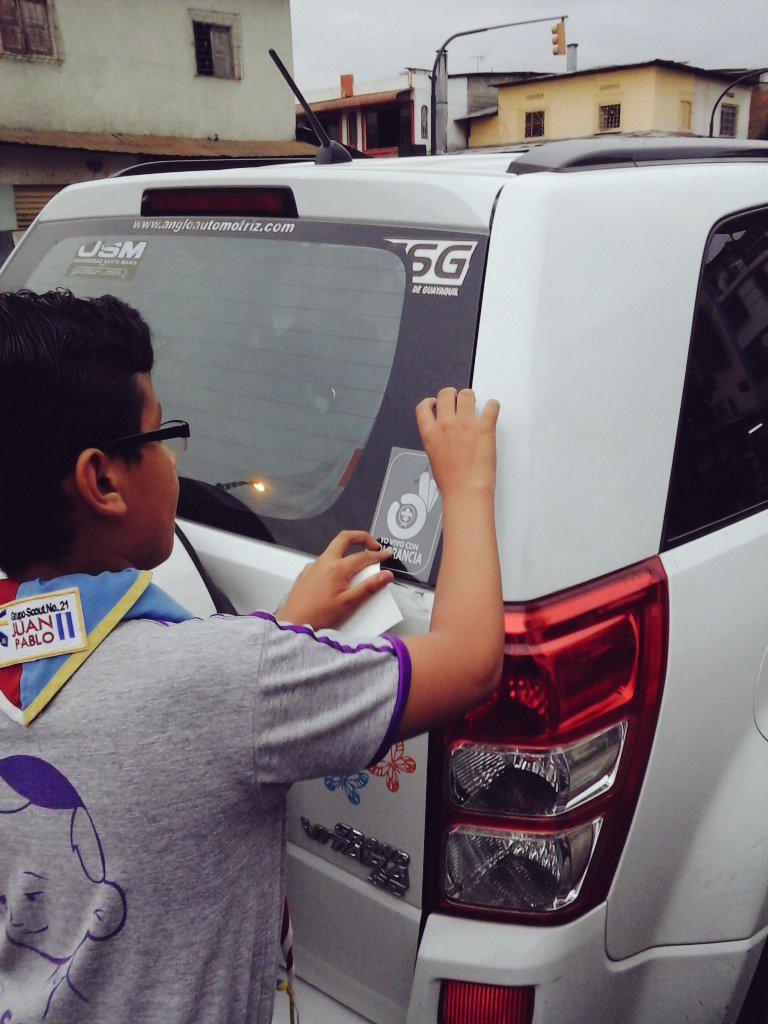 Gs21JuanPabloII's tweet photo. @SCOUTSECUADOR @DSHuancavilca @worldscouting @ScoutIAR Campaña de Valores Scouts GS 21Juan PabloII #vivamosconvalores http://t.co/euJconMw1t