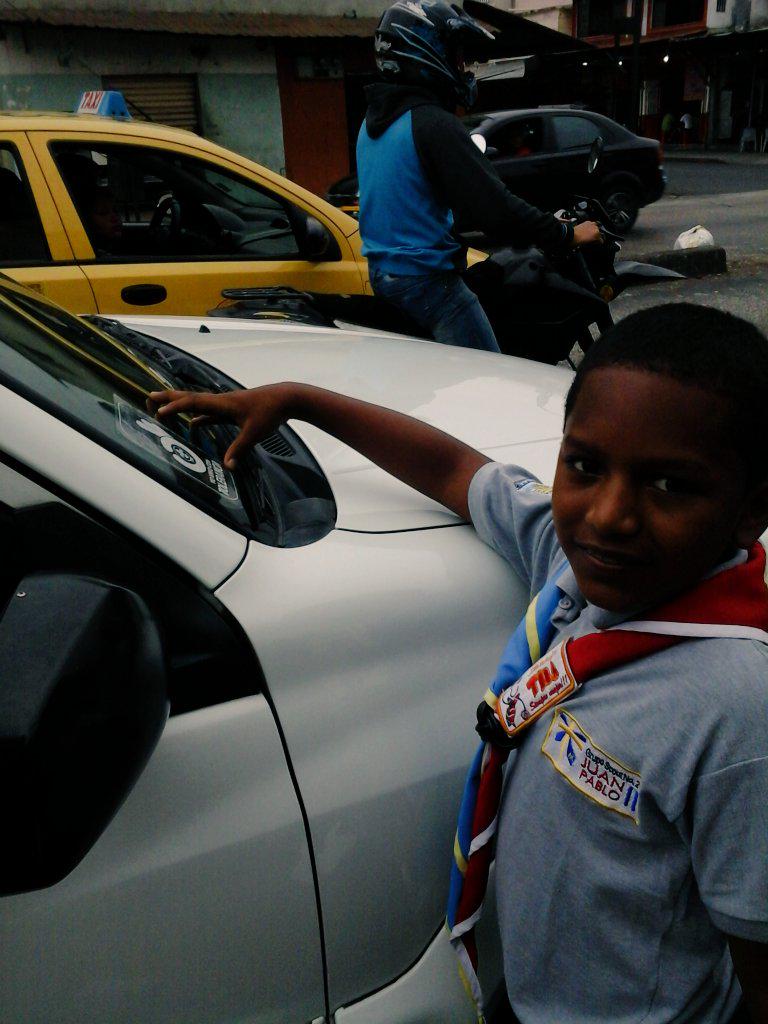 Gs21JuanPabloII's tweet photo. @SCOUTSECUADOR @DSHuancavilca @worldscouting @ScoutIAR Campaña de Valores Scouts GS 21Juan PabloII #vivamosconvalores http://t.co/euJconMw1t