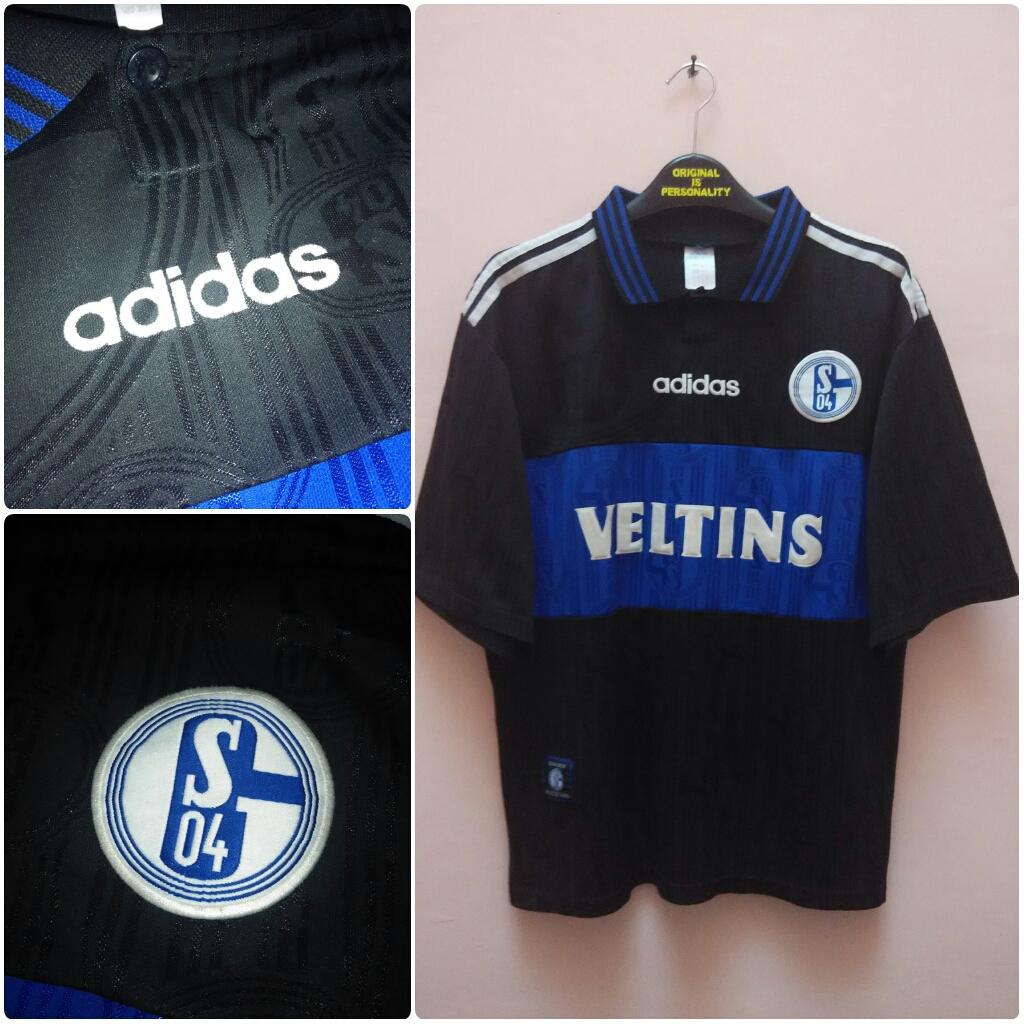 Jersey_SMG's tweet photo. #LJS5
Schalke 04 Away 98/99 SS
Size L resize M
(73x54cm)

Very Good Condition 😍 http://t.co/vhjFXK4AXC
