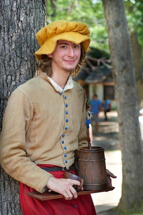 Master Carver looks forward to the last two days of <a href="/BristolRenFaire/">Bristol Ren Faire</a>.  #brffun #BristolFun #gsmis21
