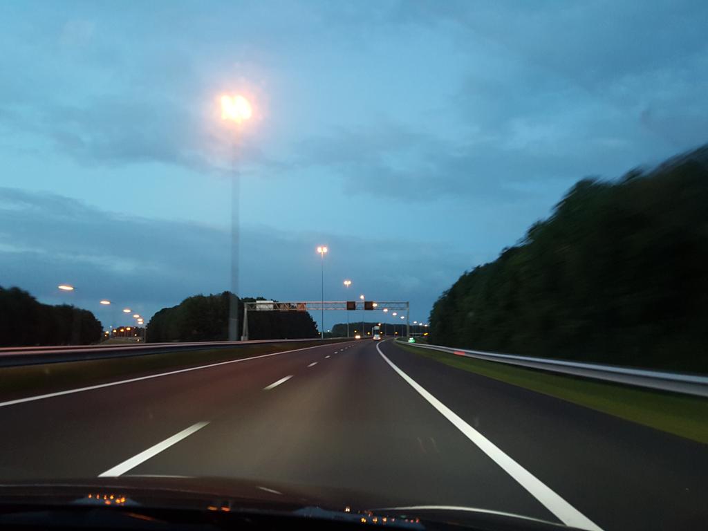 C0RdeJ0NG's tweet photo. Onderweg met @Rwindelange naar de #bieschbos http://t.co/qaaJ4D5kqI