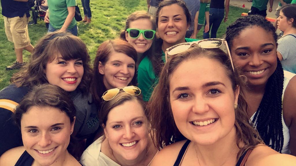robinkorzzz's tweet photo. Such a great experience for my first #FightingIrish game, especially going against Texas! cant wait for the next one! http://t.co/KFWJk4cQEE