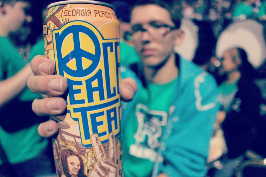 trhsdrumline's tweet photo. Rockin the @PeaceTea at the first game! http://t.co/IFxhT59l8F