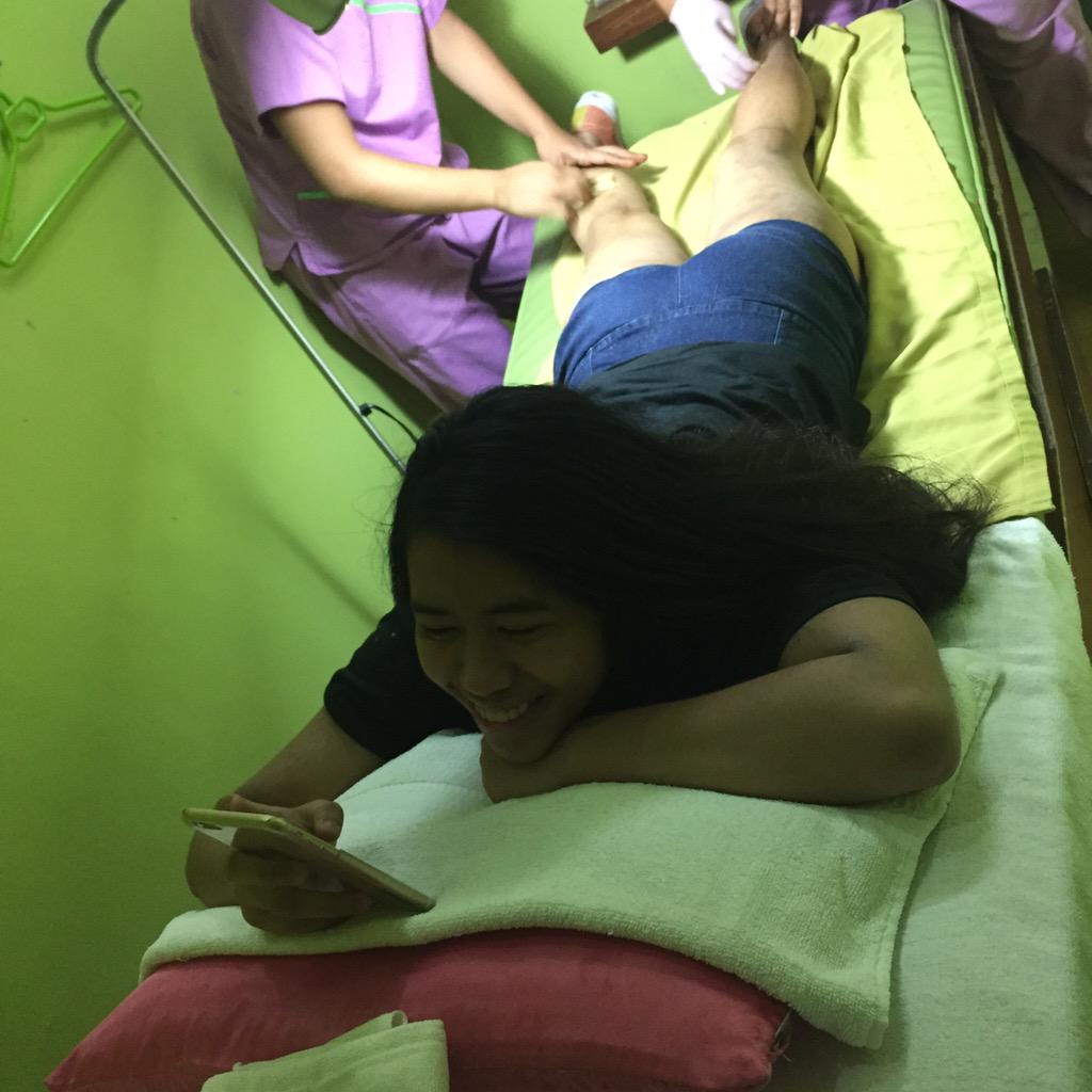 wynmarquez's tweet photo. Thank you @Lay_Bare alabang!😊 she feels no pain!❤️ #FullLegs #Wax http://t.co/l8XvPCJrvv