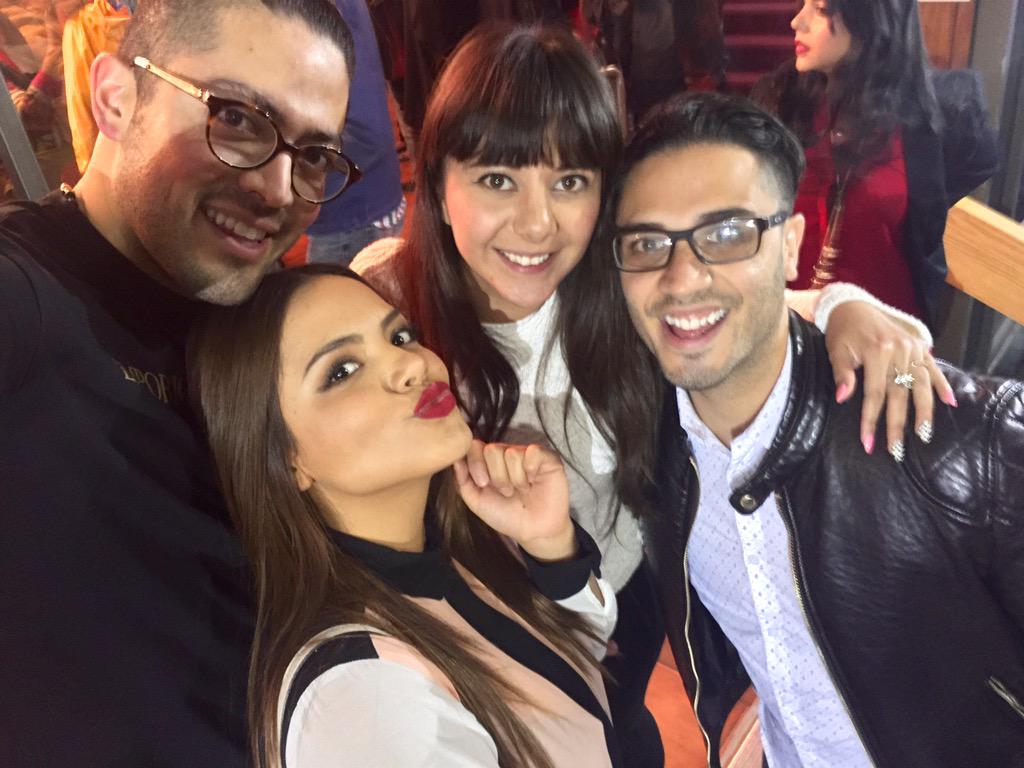 DentalOffice_Mx's tweet photo. Hoy toco @culpadecolon 😄👏🏼👏🏼👏🏼 Muy Divertido!!😂😂😂 #DientesSanos http://t.co/bvdLKC1wjI