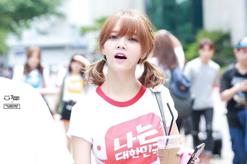 kanghiu_'s tweet photo. @joyredvel_96 hai dedek joy
Bagi makan dong http://t.co/il3mRmUcNP