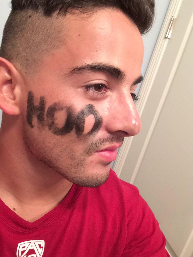nicky_deees's tweet photo. you know it was a good night π football killed tonight #PFAM #TEAMHOOYEAH #WELCOMETOTHESHIP @PHS_Athletics_ http://t.co/5BrbcEudjZ